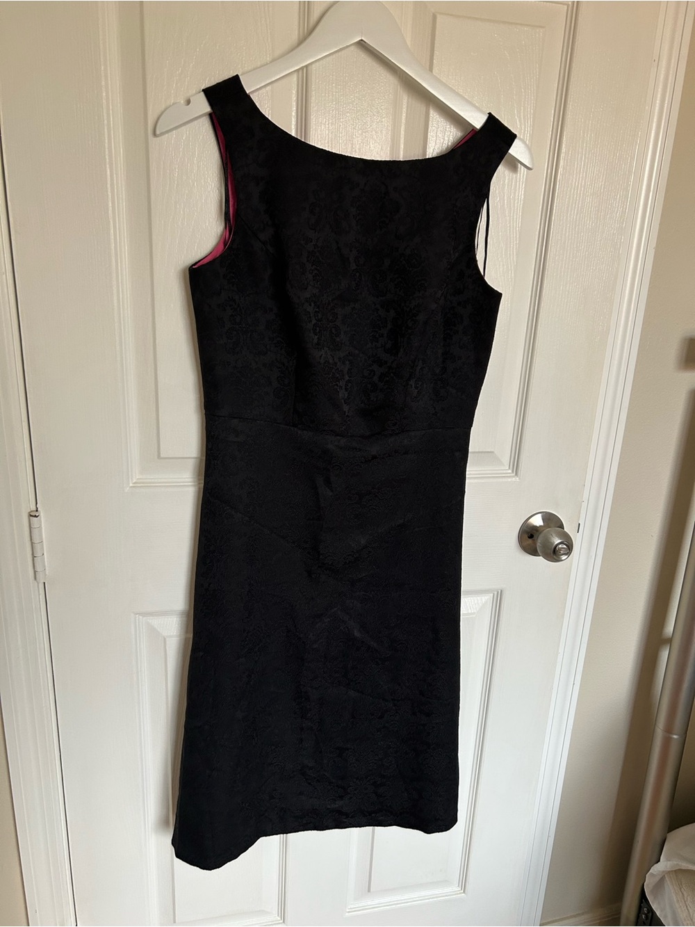 Classic Black Sleeveless Jacquard Sheath Dress
